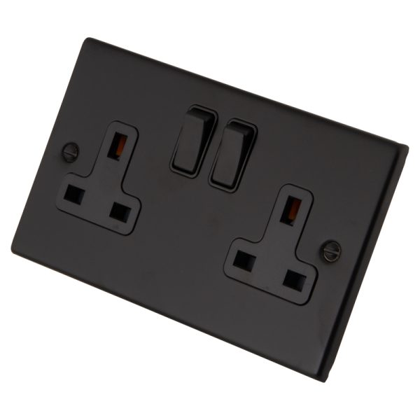 Black Metal 2 Gang 13 Amp Socket 6082-105