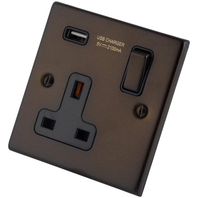 Dark Bronze 1 Gang Socket c/w USB Outlets 6062-912