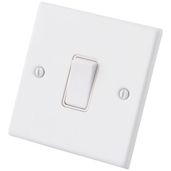 White 1 G 2 Way Intermediate Switch 6011-007