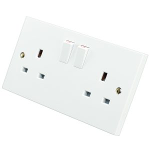 [S213/S/DP] Lincoln 13 Amp 2 Gang Switched Socket DP