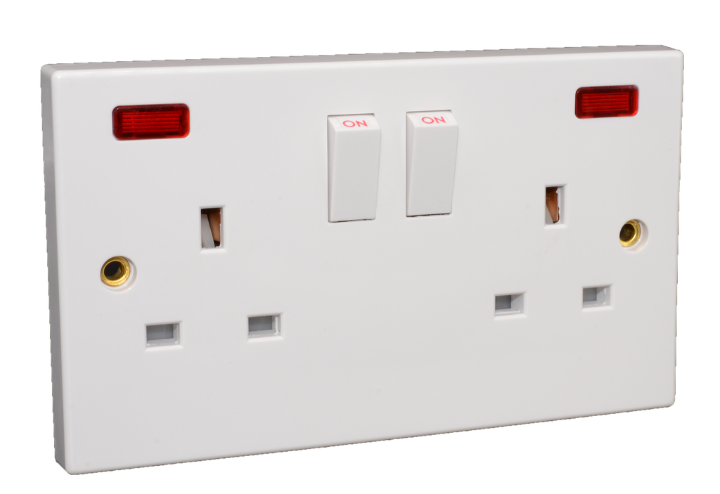 Lincoln 13 Amp 2 Gang Switched Socket c/w Pilot Light