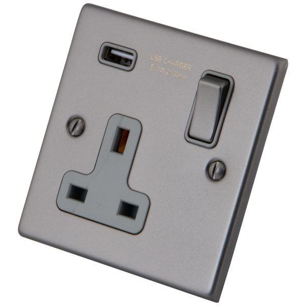 [MGM113SSUSB] Gunmetal Grey 1 Gang Socket c/w USB Outlets 6011-912